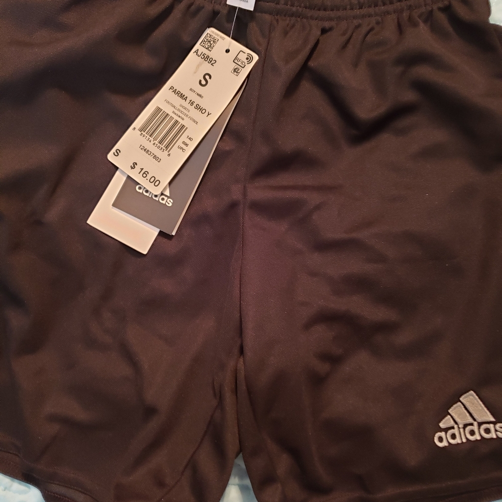 Boys adidas shorts.        1